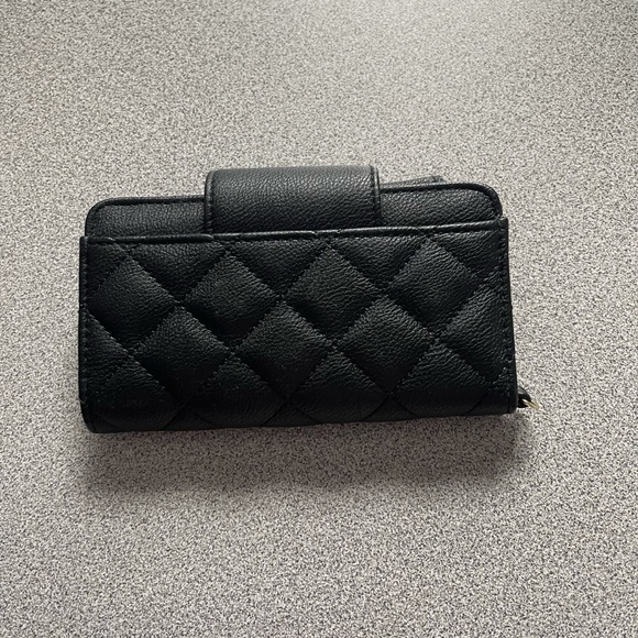 Olivia + Joy Black Quilted Wallet Cell Phone Holder - Picture 4 of 10